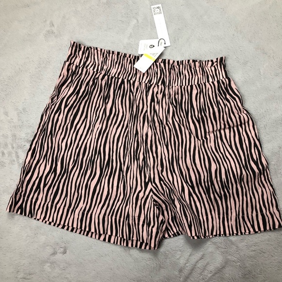 NWT Anthropologie Sanctuary Zebra Striped Shorts - Picture 5 of 8